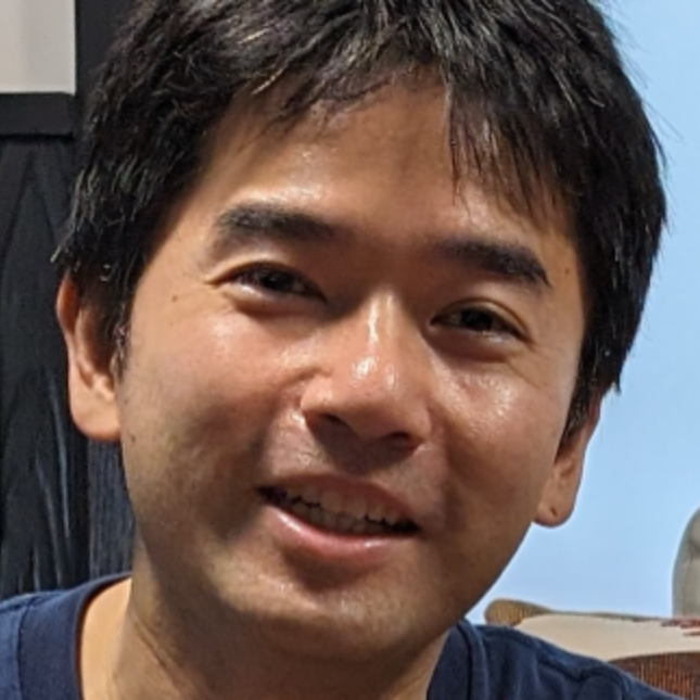 図左 洋介さん｜ LINEヤフー株式会社 アーキテクト